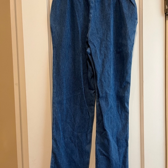 LL Bean Pull-0n Denim Jeans NWOT - Picture 2 of 5